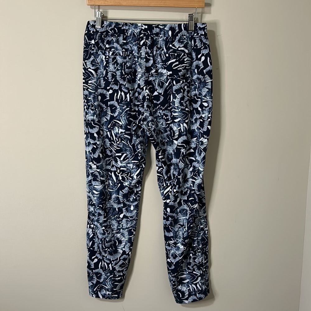 Athleta Ariel Aspire Printed Pant Jogger Blue Floral Lightweight stretch Size 10 - Picture 9 of 16